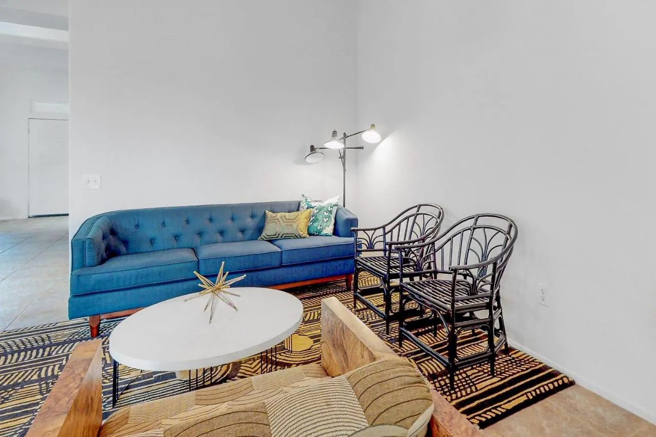Sorrento Palms Permit# 4208 Villa Palm Springs Holiday home