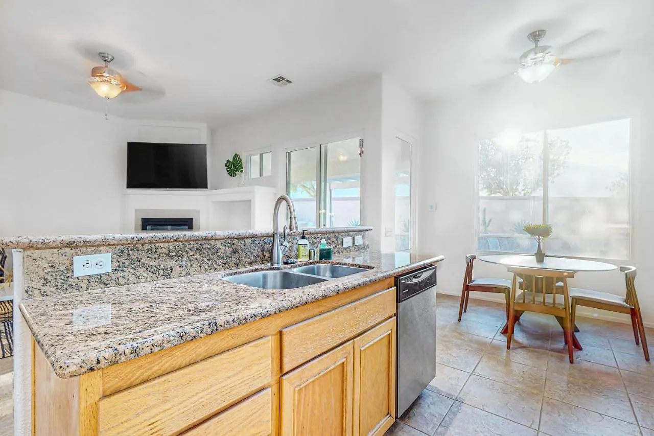 Holiday home Sorrento Palms Permit# 4208 Villa Palm Springs United States