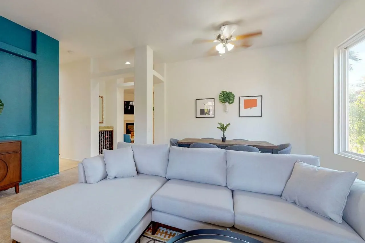 Holiday home Sorrento Palms Permit# 4208 Villa Palm Springs